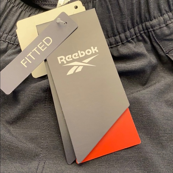 Reebok running or walking short - Picture 6 of 9